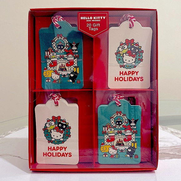 Hello Kitty and Friends  Christmas Holiday 20 Gift Tags - Picture 1 of 3